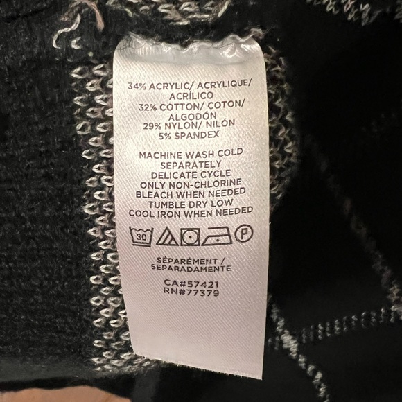 Ann Taylor Factory - Black Woman’s Sweater - Size M - Excellent Condition - Picture 6 of 7